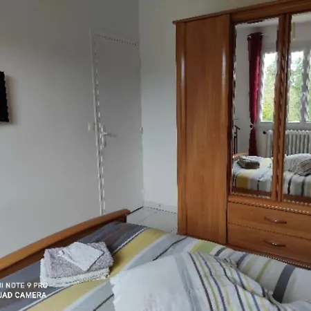Maison Avec Piscine D'été Dans Un Quartier Calme * Vaas